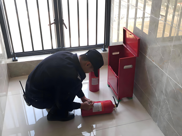 滅火器的檢查 滅火器的檢查